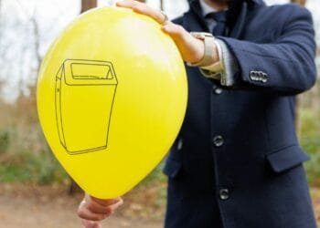 Katwijk urges locals to blow up balloons not bins at New Year