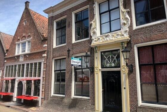 Yes! You can get a Dutch mortgage if your salary isn’t in euros