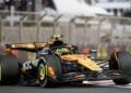 Verstappen raakt ondanks zege in slotrace titel kwijt aan Norris