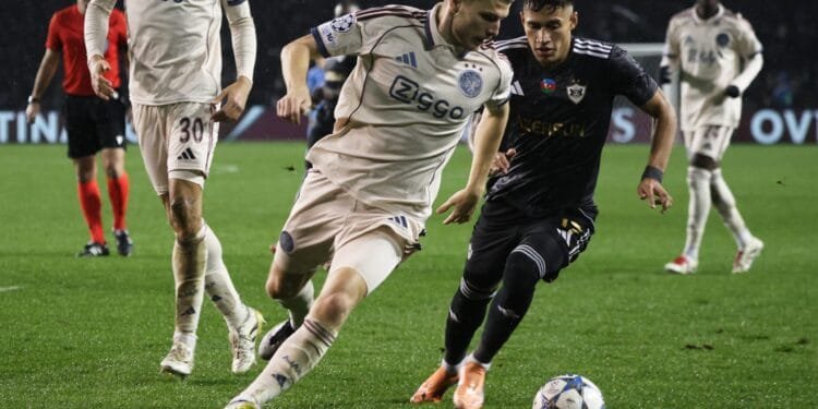 Late turnaround in Baku ends Ajax‘s Champions League drought