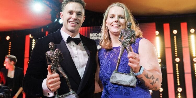 Sarina Wiegman first woman named “coach of the year”