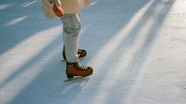 Winterswijk trapt schaatsseizoen af met eerste natuurijsmarathon