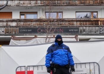 Dutch burns units offer help to Swiss as Volendam remembers