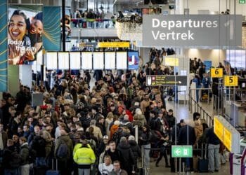Travellers warned of more delays, cancellations at Schiphol