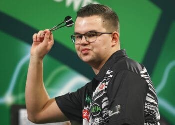 Dutchman Gian van Veen sets his sights on world darts title