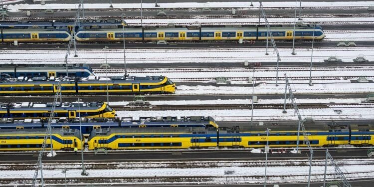 NS rijdt morgen opnieuw volgens afgeschaalde dienstregeling