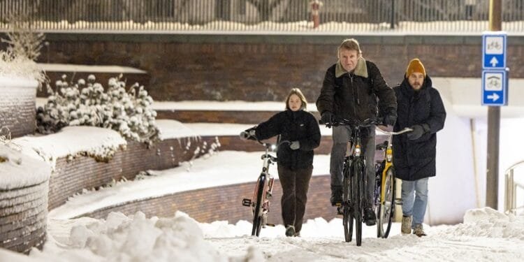 Code amber in the north with a very cold weekend ahead