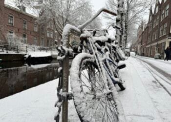 Bad news for the Elfstedentocht: “snow is the enemy of ice”
