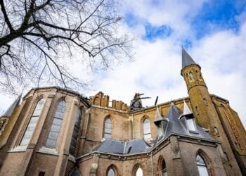 Vondelkerk fire framed as “jihadist” attack in minutes: report