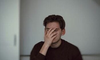 Word je chagrijnig als je honger hebt? Hier ligt dat aan