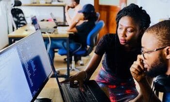 Nieuwe baan? Deze beroepen gaan het hardst groeien in 2026