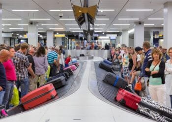 EU parliament defends compensation rights for air passengers