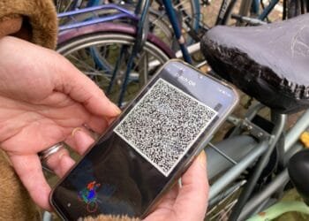 Doctor’s assistants on trial for selling fake coronavirus passes