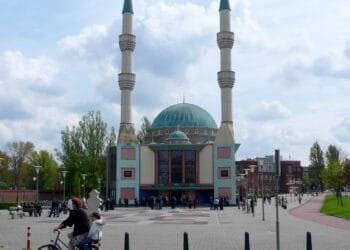 10 Dutch councils fined for spying on Muslim communities
