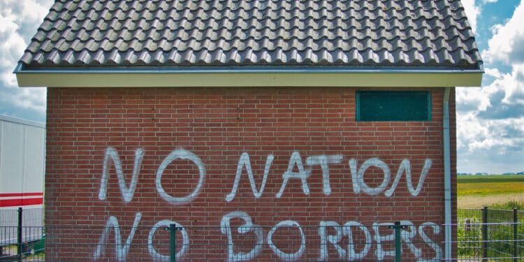 Uden council officials intimidated by anti-refugee campaigners