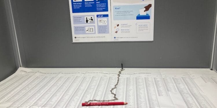 Opposition parties unite to reject a vote threshold for MPs