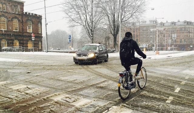 Colder weekend ahead with frost and chance of snow