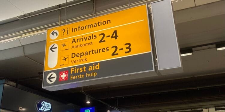 Schiphol processes more passengers, sees growth in 2026