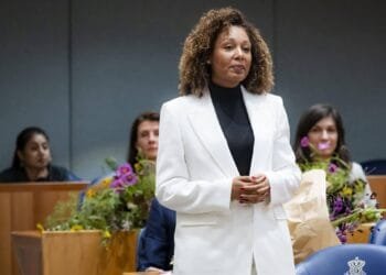 D66’er Van Berkel verlaat Tweede Kamer na onjuist invullen cv