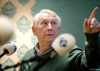Tv-presentator Koos Postema (93) overleden