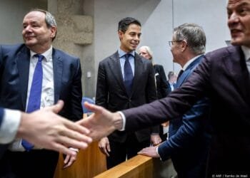 Kamermeerderheid wil dat kabinetsplan verhogen AOW ‘wordt verzacht’