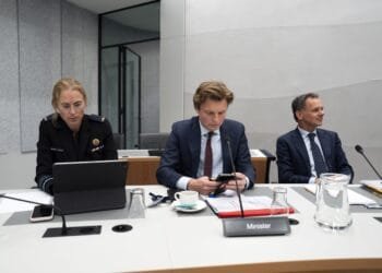 D66 name first female lieutenant-general as housing minister