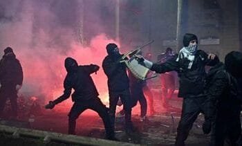 Tientallen gewonden bij onrust in Turijn