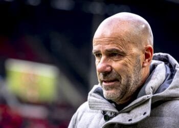 Bosz signs contact extension tying him to PSV until 2028