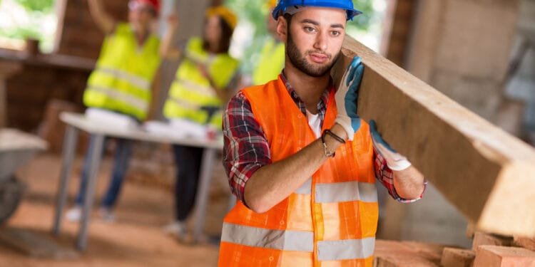 Postponing retirement age “will hit manual workers hardest”