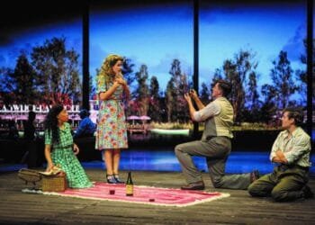 Niniane Everaert vanaf minuut 1 in 40-45, de Musical