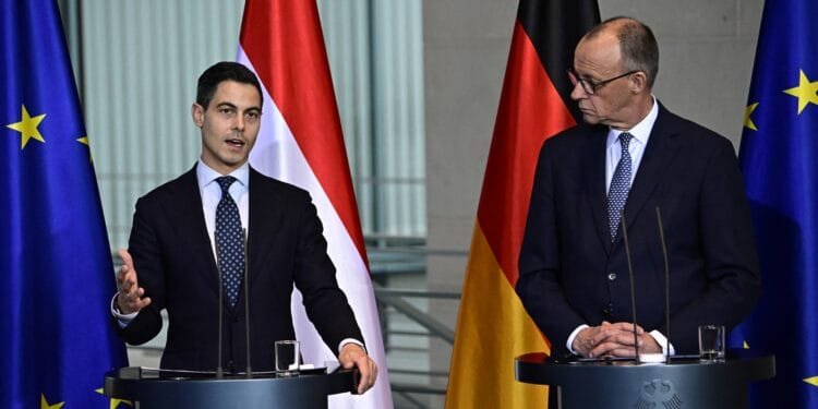 Jetten rules out mission to escort shipping in Strait of Hormuz