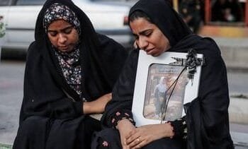 VN beginnen onderzoek naar dodelijke aanval op meisjesschool Iran