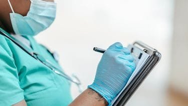 Zorgpremie wordt flink lager door verlaging eigen risico