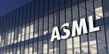 ASML lifts sales forecast by billions as AI outruns supply