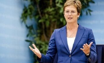 ‘Ongekend dreigingsbeeld, nationale veiligheid onder druk’