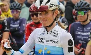 Vollering wint voor het eerst Ronde van Vlaanderen