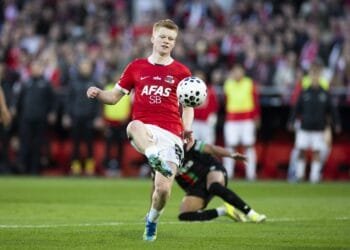 Smit shines as AZ tear NEC apart to win Dutch cup final