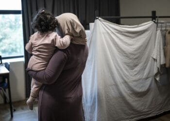 Asylum claims up 33% but overall immigration falls sharply