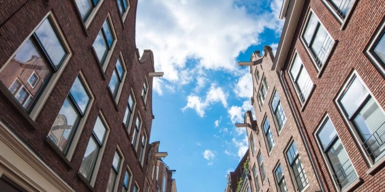 Renters now need to earn €5,676 a month for an average home