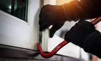 Aantal inbraken daalt, maar inbrekers worden steeds minder vaak gepakt