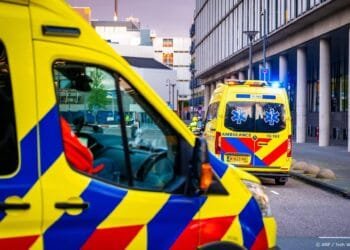 Hulpdiensten na evacuatievlucht cruiseschip aangekomen bij LUMC