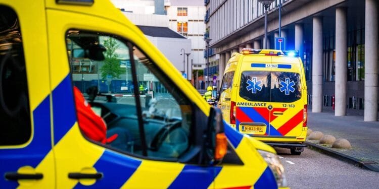 Hulpdiensten na evacuatievlucht cruiseschip aangekomen bij LUMC