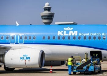 Patiënt van KLM-vlucht gehaald die later aan hantavirus overleed