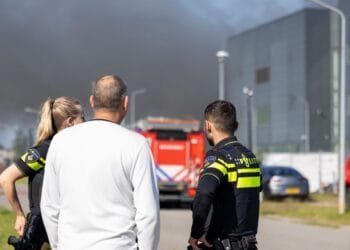 Massive fire at datacentre in Almere, NL-Alert circulated