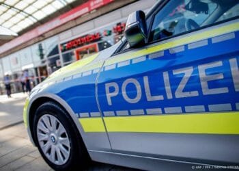 Politie valt Duitse bank binnen na berichten over gijzeling