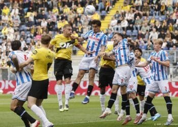 NAC Breda degradeert uit Eredivisie, wedstrijd gestaakt