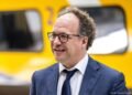 NS-topman Wouter Koolmees gaat vier jaar langer door