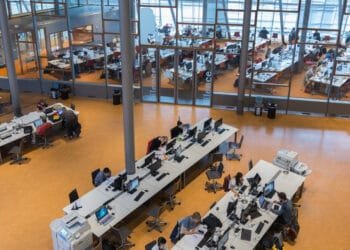 Dutch state loses €170m in debt from ex-students living abroad