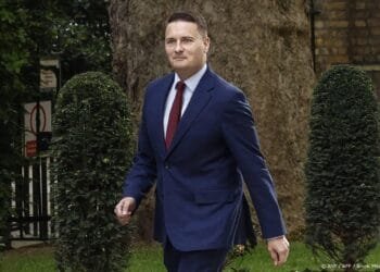 Britse minister stapt op: vertrouwen in Starmer verloren