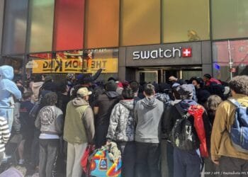 Swatch roept klanten op: kom niet massaal naar winkels